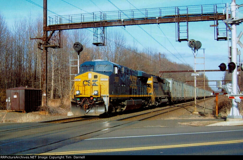 CSX 5287 on Q409